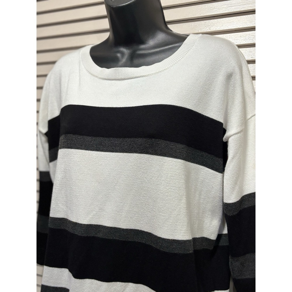 Cable & Gauge Black/White/Gray‎ 3/4 Sleeve Sweater Button Back Size Large - Picture 2 of 8